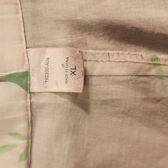 Vintage Victoria's Secret floral pajama set - Picture 9 of 11